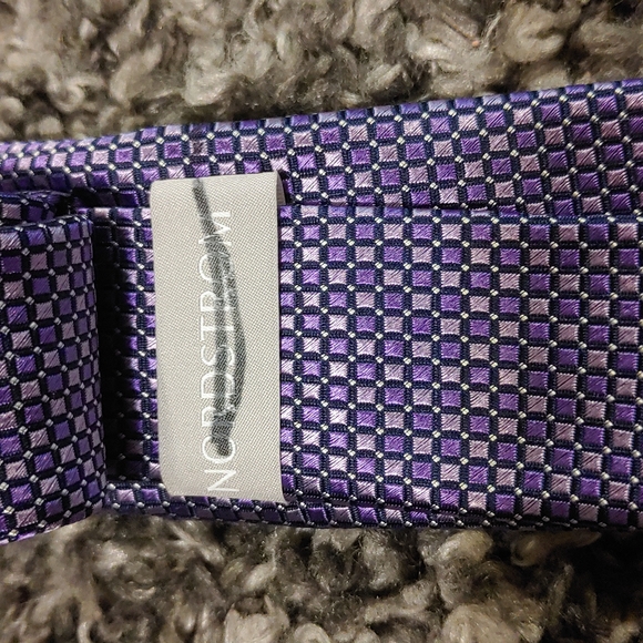 Nordstrom men's silk purple tie - Picture 3 of 4